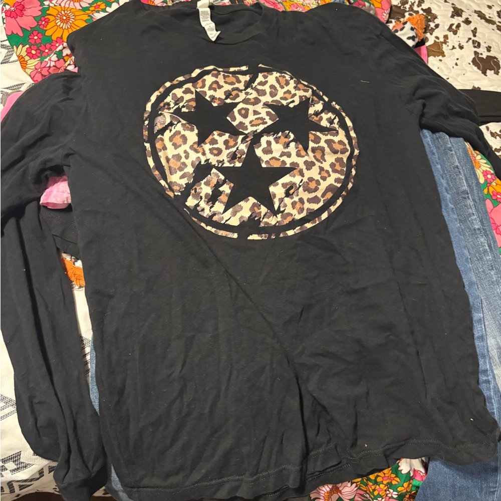 Women’s shirt